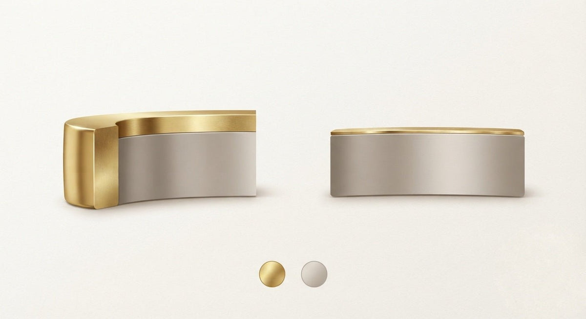 The difference between gold-filled and gold-plated jewellery is the amount of real gold and how it is attached.