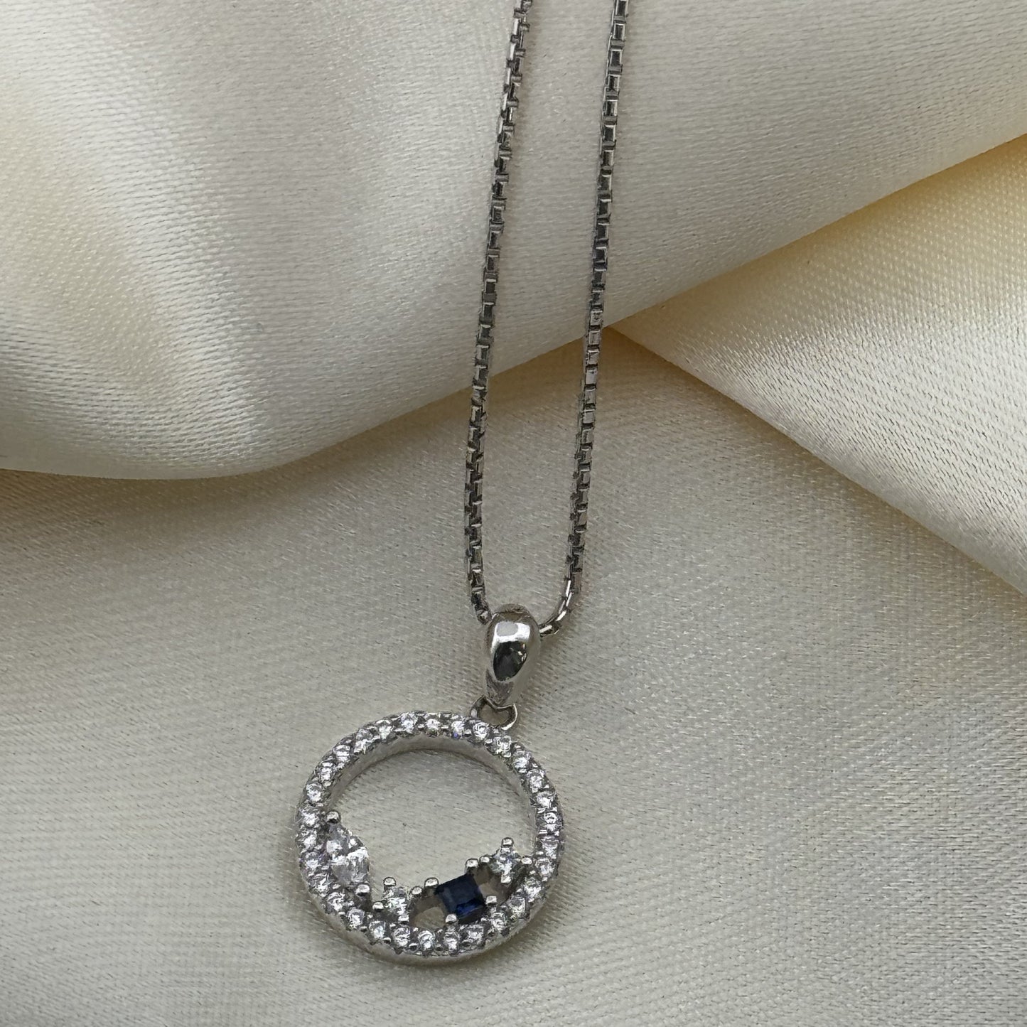 Blue sapphire & white AD circle 925 silver necklace — modern halo charm for daily gifting. - image 1