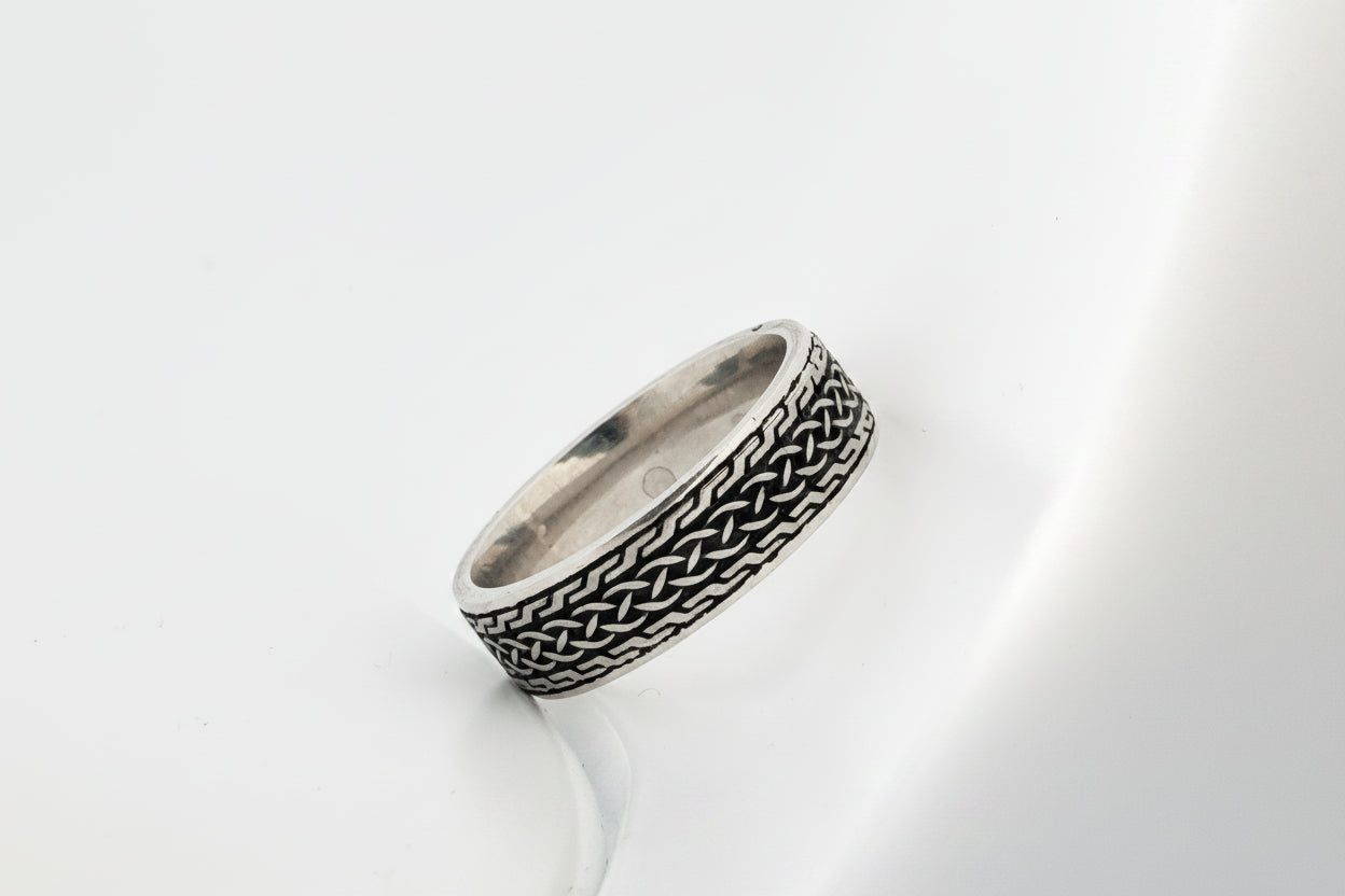 Oxidised Celtic braid 925 silver mens band — heritage-crafted ring for festive gifting. - image 4