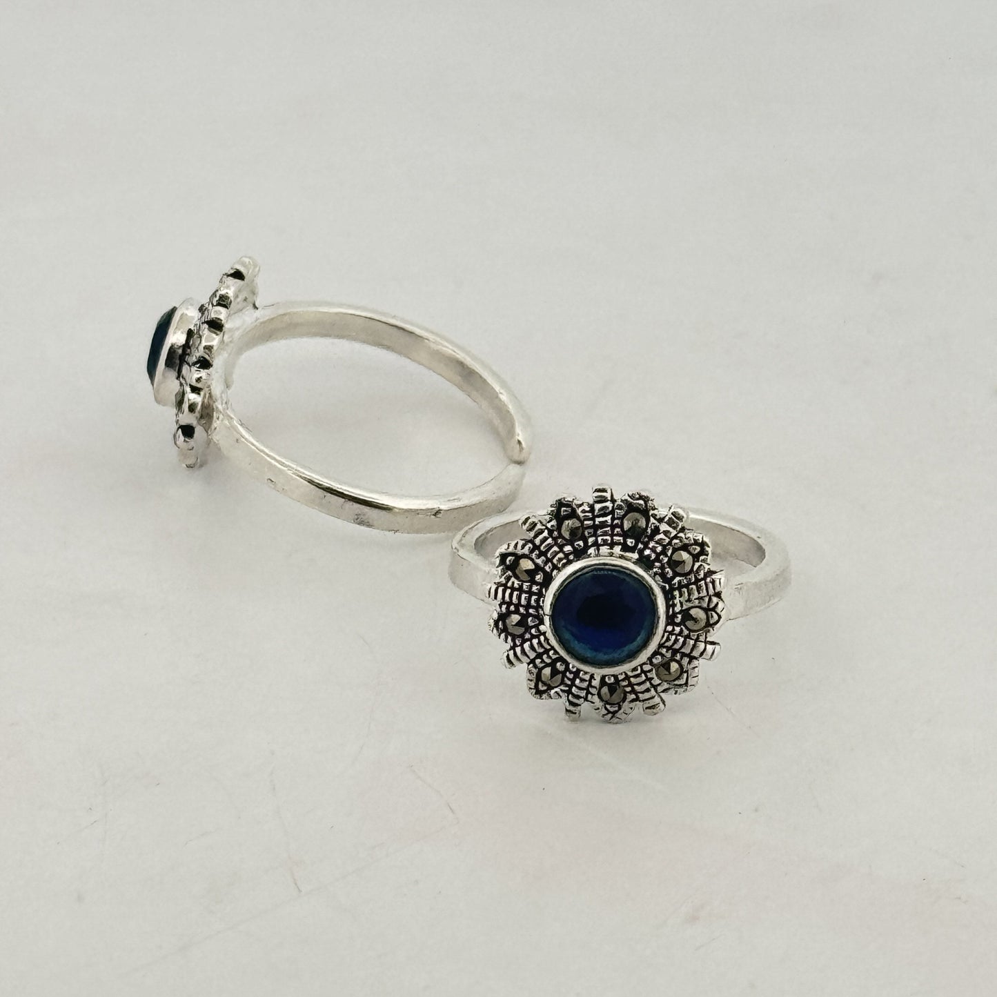 Oxidised 925 Sterling Silver Sunflower Toe Ring With Blue Sapphire Stone