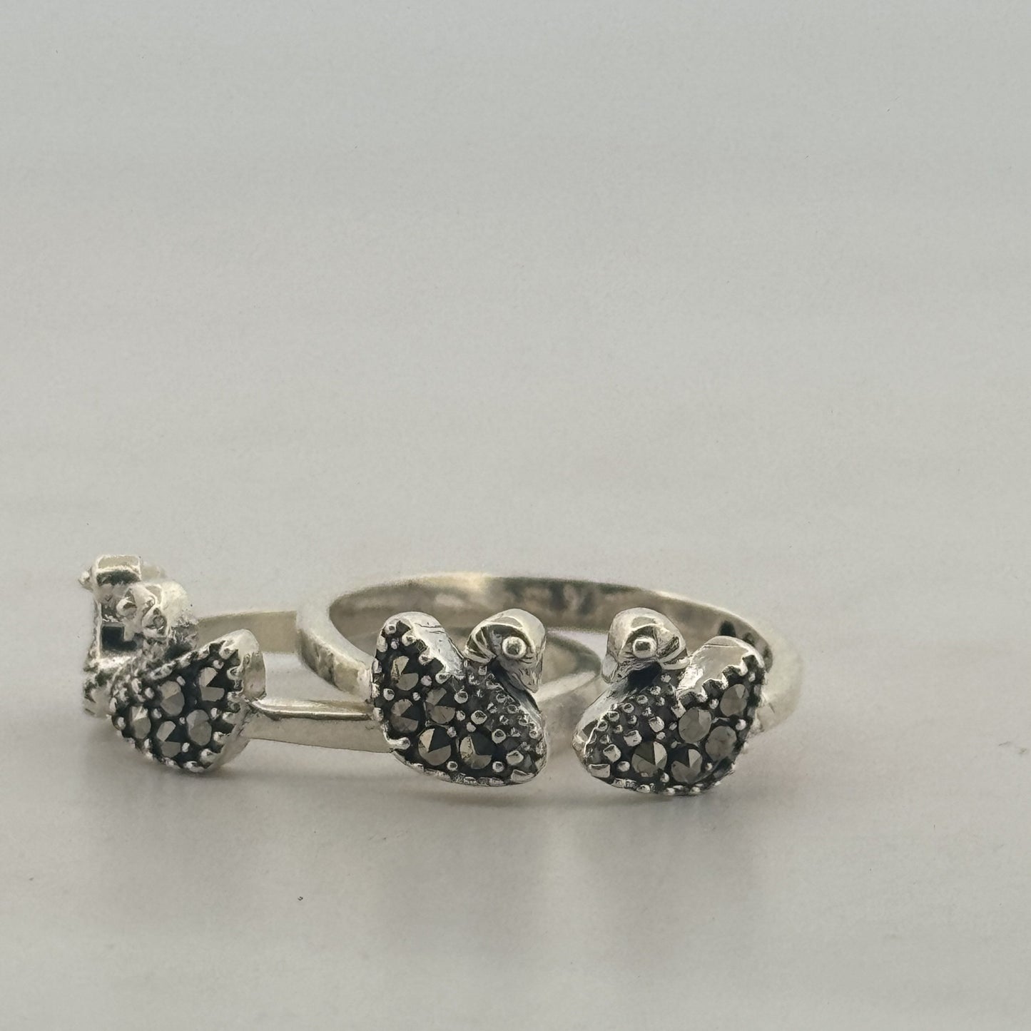 Oxidised 925 Sterling Silver Swan Toe Ring With Pyrite