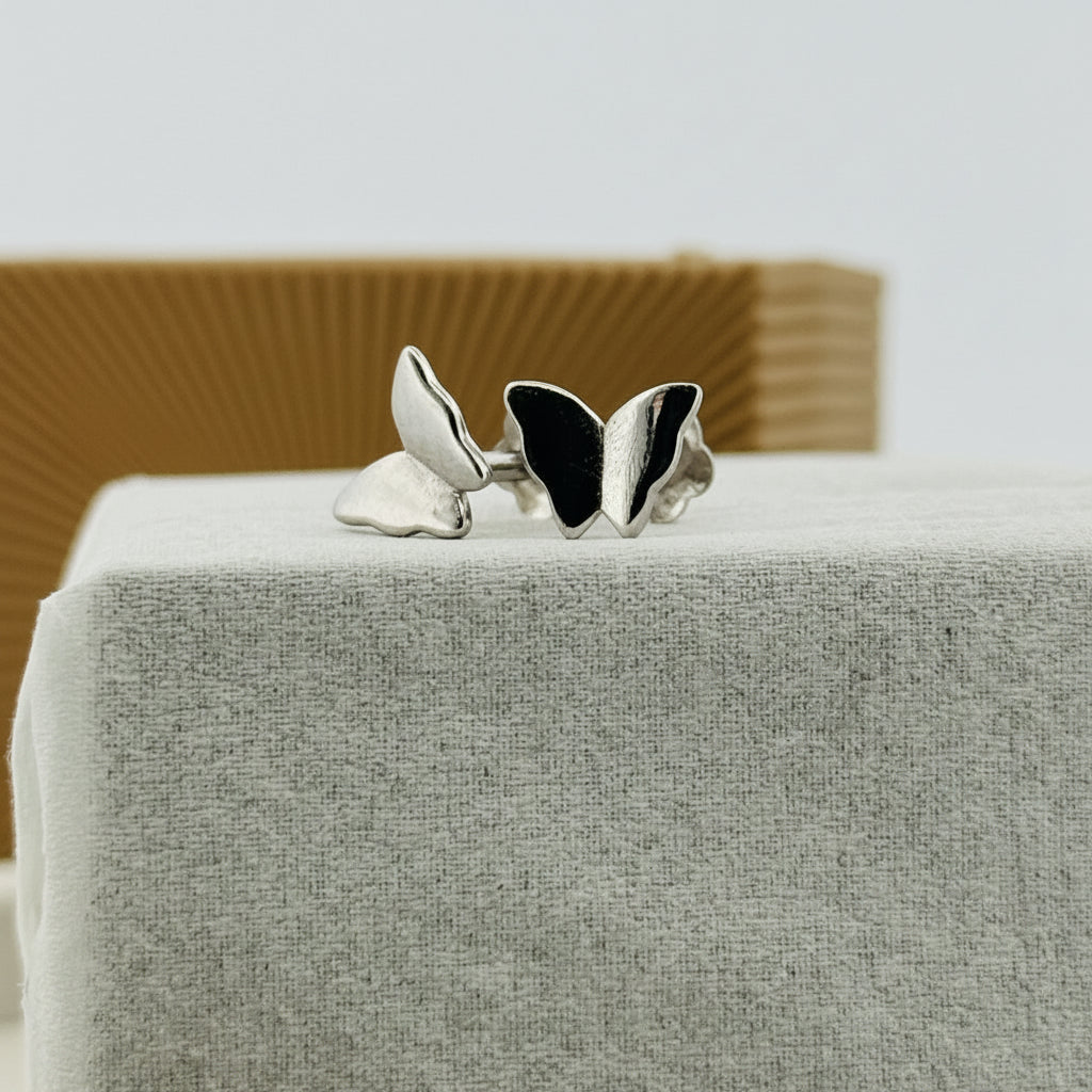925 Sterling Silver Stud Earrings