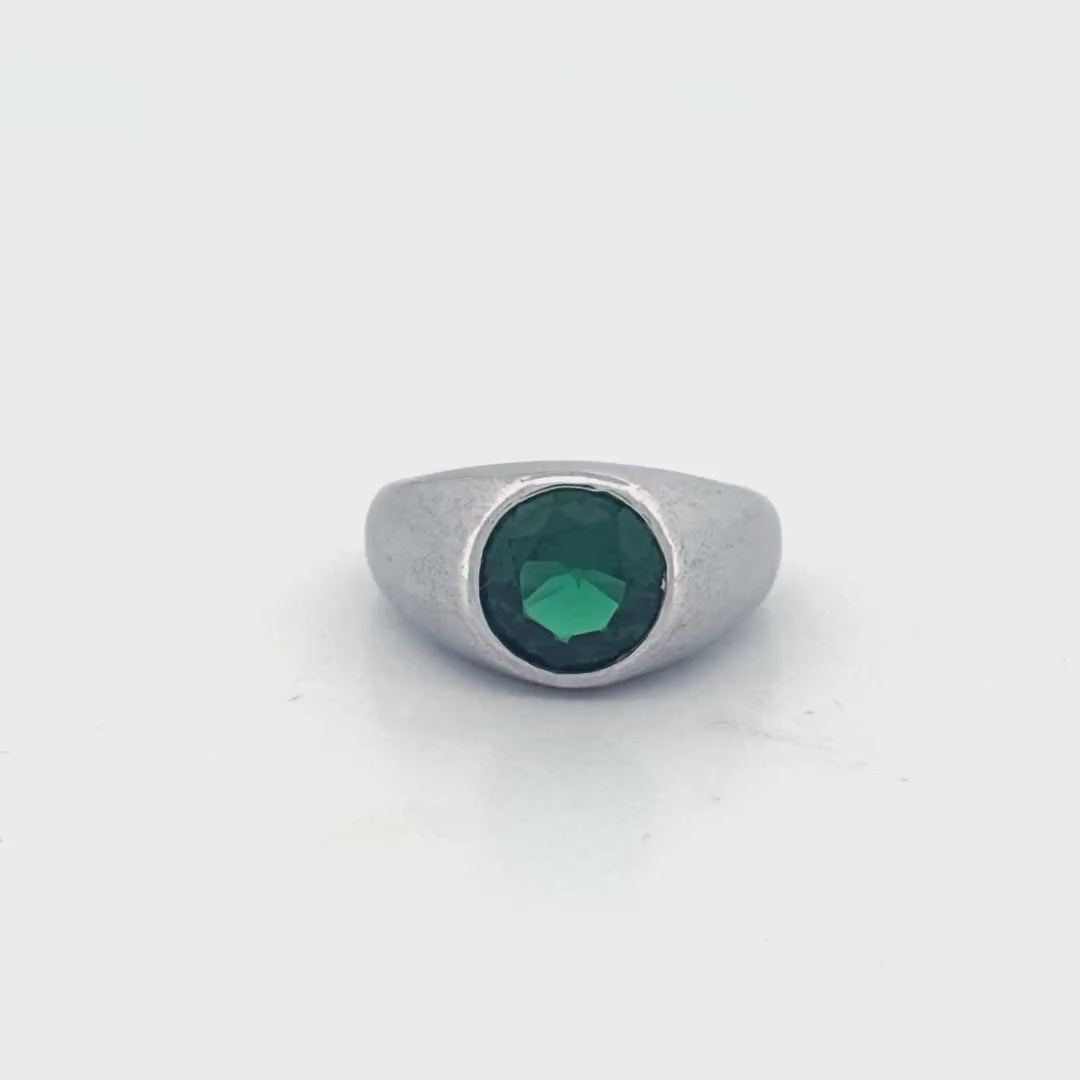 Single Stone Ring for Men in 925 Silver | Green Stone Classic Silver Ring