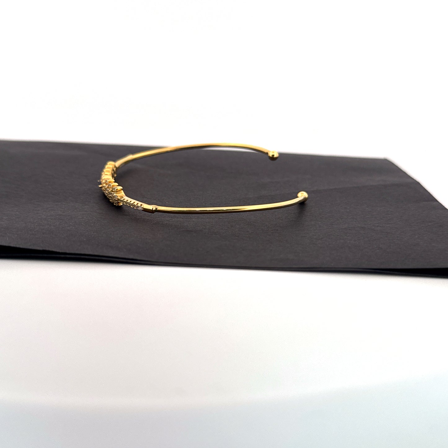 Synthetic blue sapphire evil eye 925 silver gold scallop bangle — talisman elegance for gifting. - image 2